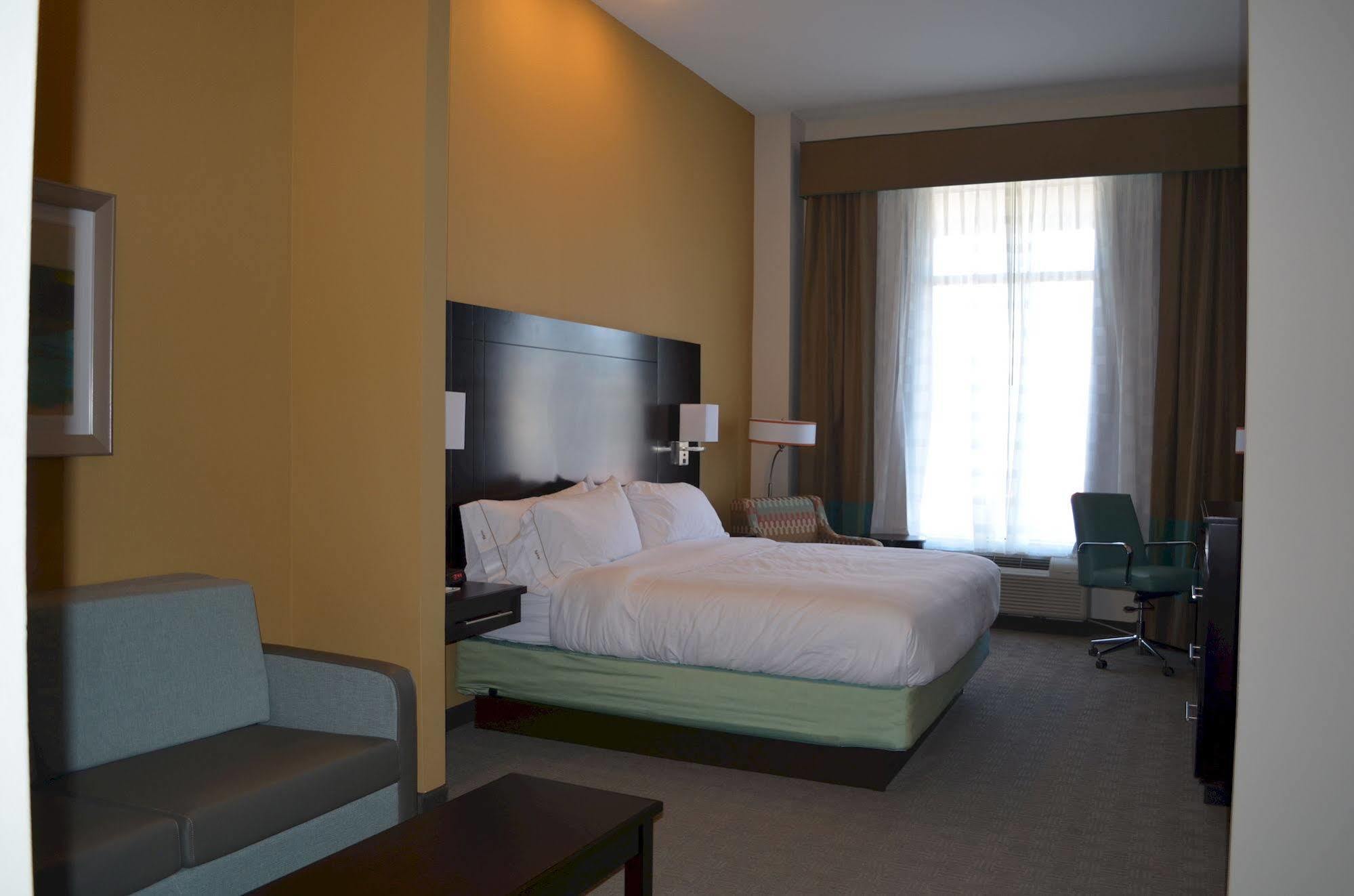 Holiday Inn Express & Suites Austin South By Ihg Ngoại thất bức ảnh